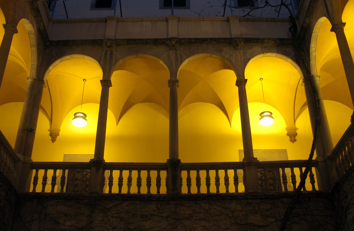 ArchivosEst's tweet image. 📢No te quedes sin entrada para el 2.º concierto de “Sons a l’arxiu” en el Archivo de la Corona de Aragón (#ACA)👉Un viaje musical por la canción napolitana y francesa, la ópera y la zarzuela, con A. Cazes y M.ª N. Devesa🎹

🎟️Gratuito con reserva previa: entradium.com/events/cicle-s…