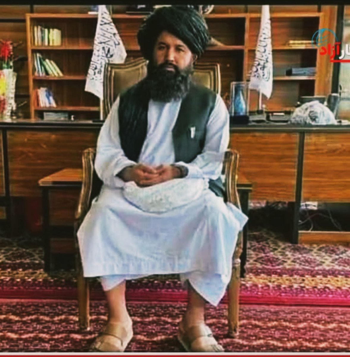 HazaraWorld's tweet photo. ندا محمد ندیم، وزیر تحصیلات گروه طالبان می‌گوید اداره گروه طالبان هرچه بخواهد اجرا می‌کند و هیچ‌کس نمی‌تواند مانع آن شود.

او که در مراسم فراغت طلاب یک مدرسه دینی در پکتیا صحبت می‌کرد، گفت تمام قوانین و احکام اداره گروه طالبان ، «شرعی و اسلامی» است. https://t.co/22cCfHfBYL