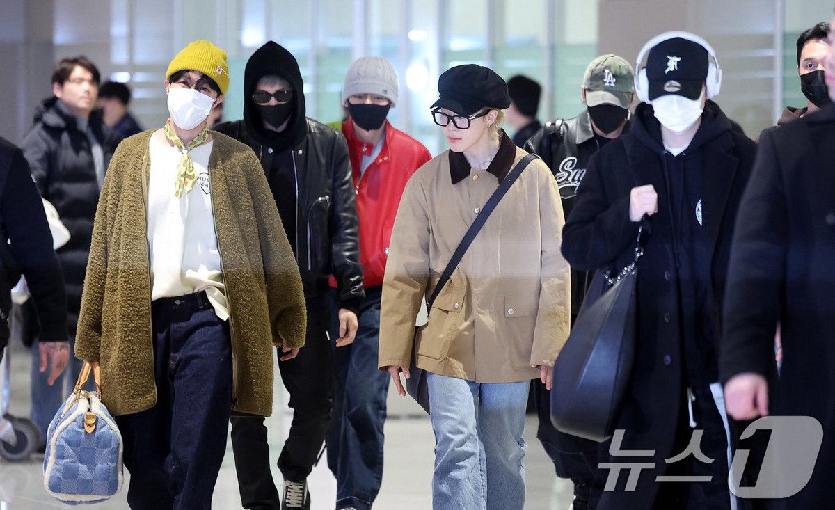 20260209 / 방탄소년단 입국 사진 (1)
#BTS #방탄소년단 <a href="/BTS_twt/">방탄소년단</a>