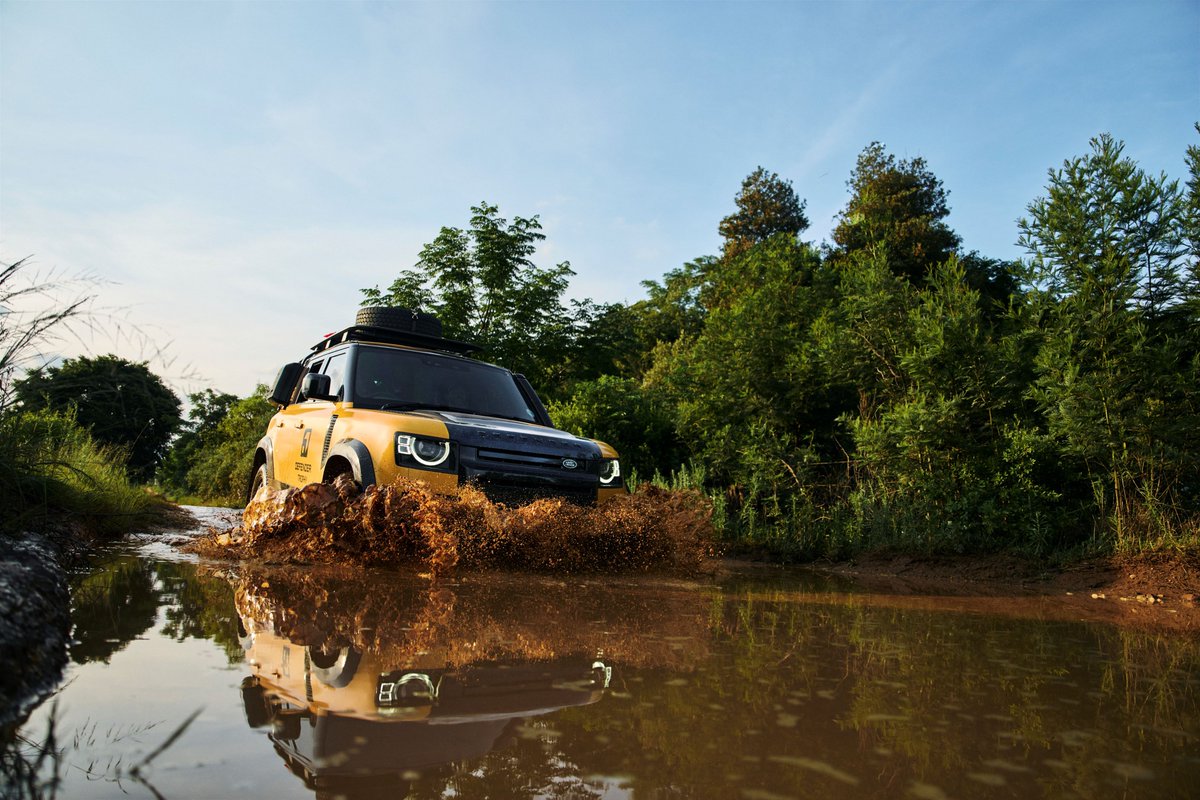 carve_africa's tweet image. Twelve finalists have been selected to participate in the South African national finals of the @Defender Trophy, which will take place in March. 

carve.africa/carvecruise-tw… 

#DefenderTrophy #CarveCruise #GrooveGuide