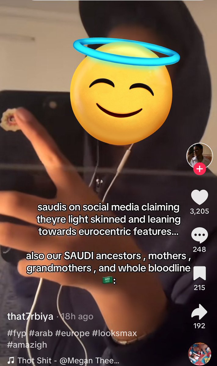 ilovesaudiwomen's tweet photo. البربىري الملىعون ذا للحين قاعد ياخذ فديوهات هالبنت ويسوي نفسه انه سعودي !!! علشان ايش علشان يثبت للعالم اننا سمر وسود 😂 الله يشغلهم بنفسهم https://t.co/VPepGdFWSt