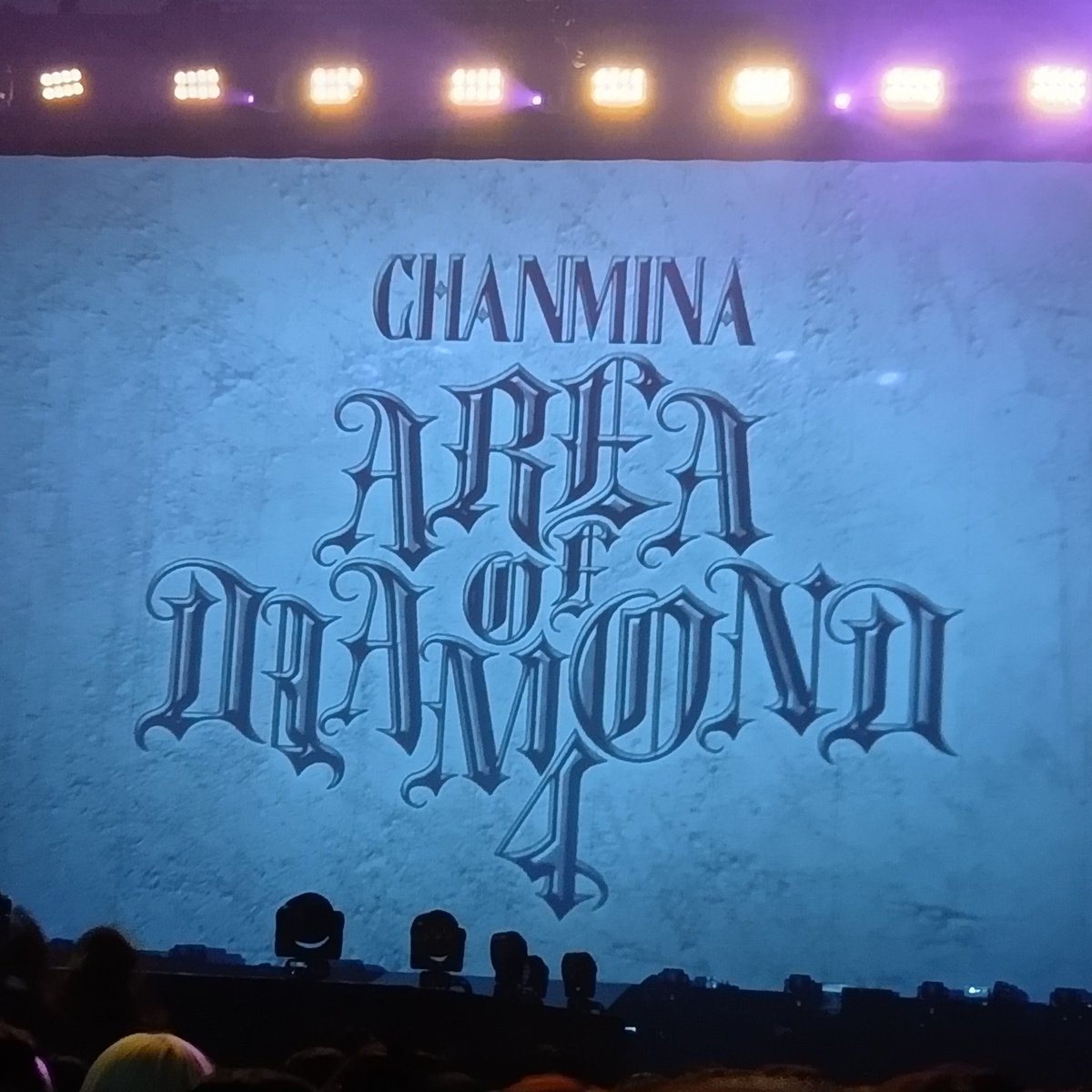 1STcoffeecream's tweet photo. 2.8 朱鷺メッセ CHANMINA
AREAofDIAMOND4💎
夫婦で参戦しに行きました🖤✨️
テーマが黒だったので黒系コーデです🖤💗
ちゃんみな最高な時間をありがとう✨️
前回に続いて今回もちゃんみなに会えたことにすっごく嬉しかった💕
安定のかっこよさ可愛さでした💗✨️

@chanmina1014 
@chanmina_staff https://t.co/OBiS6K96n6