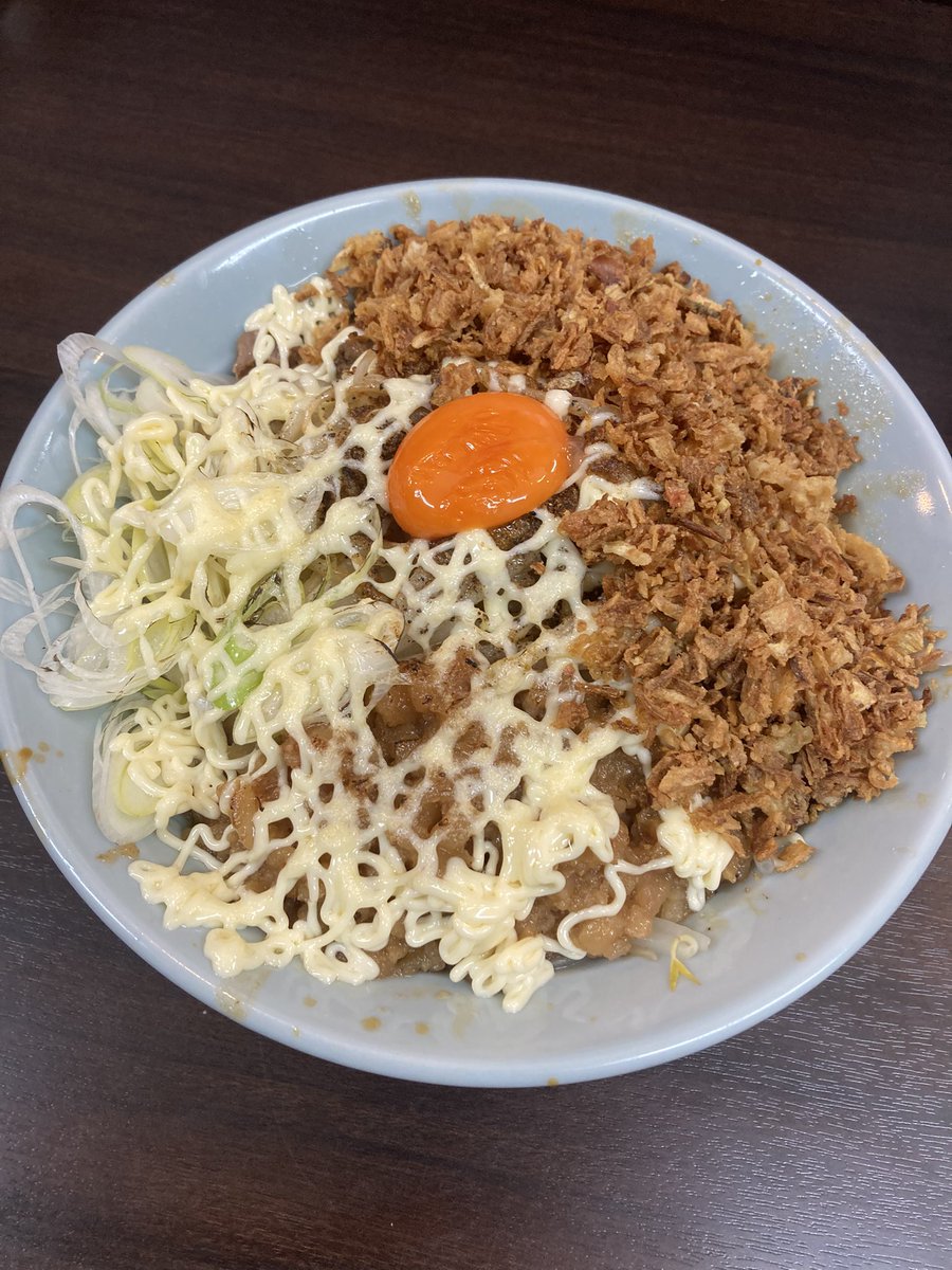 岡山一のデカ豚二郎系ラーメン』マシマシ麺まで届け (@mashi_okayama