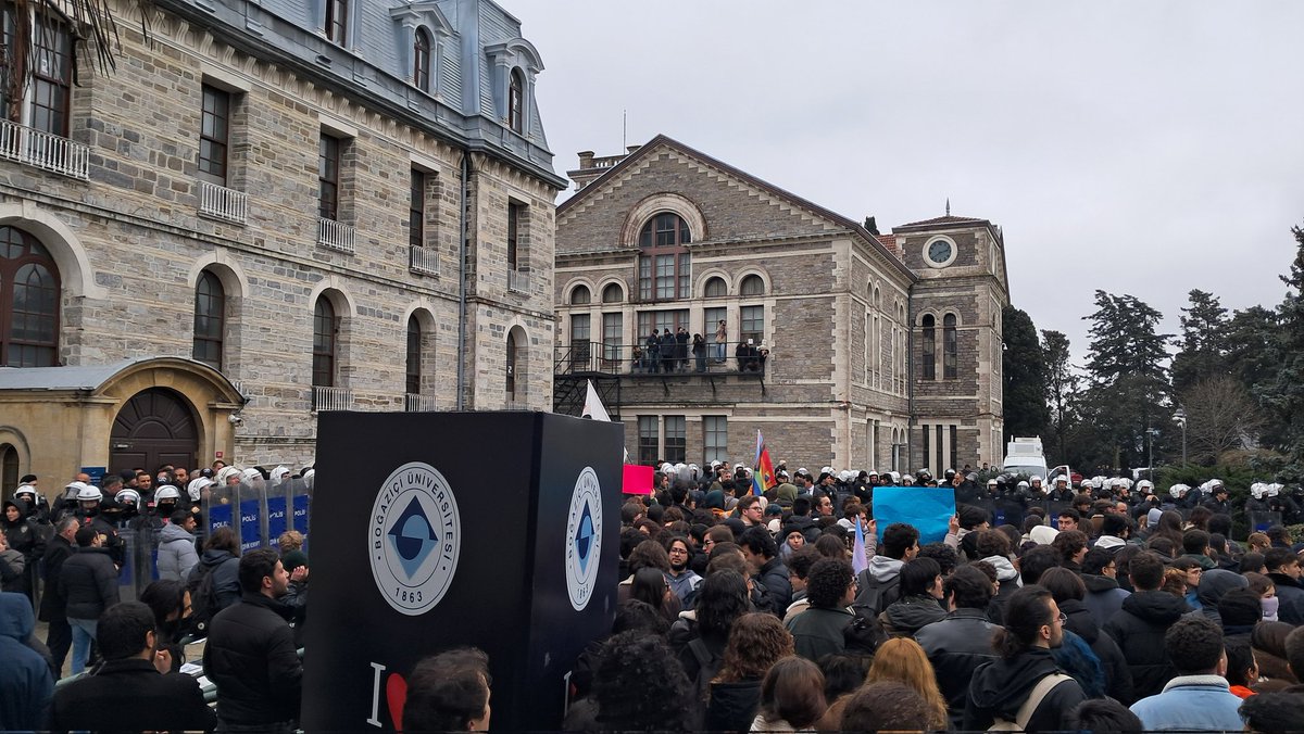 simit sat onurlu yaşa