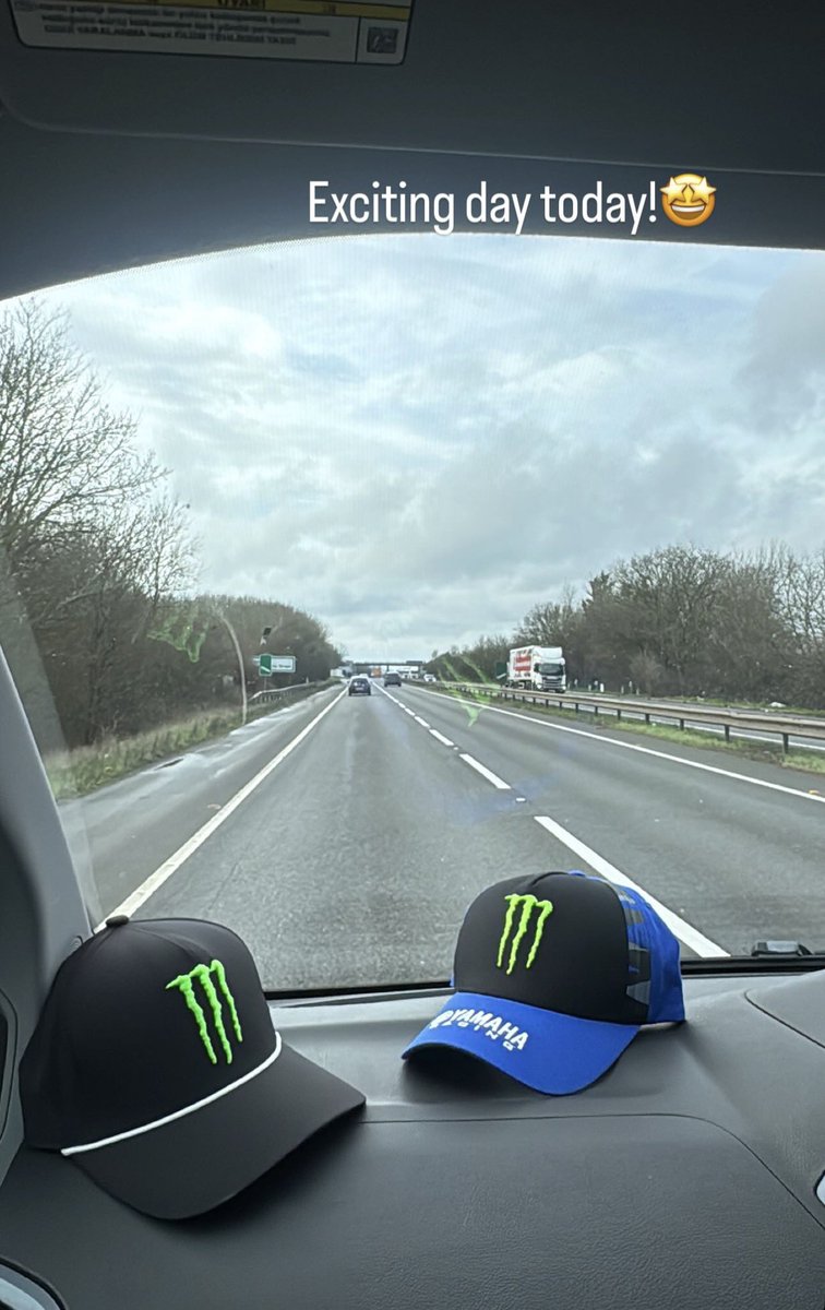 chloejonesrac15's tweet photo. Something exciting today @PataMaxusYamaha @MonsterEnergy https://t.co/9l84uY4u72