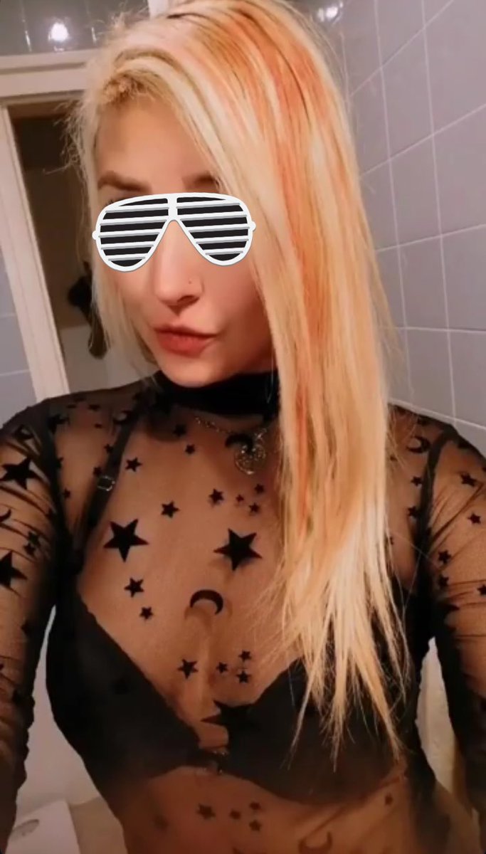 rebeca larozzi tweet media