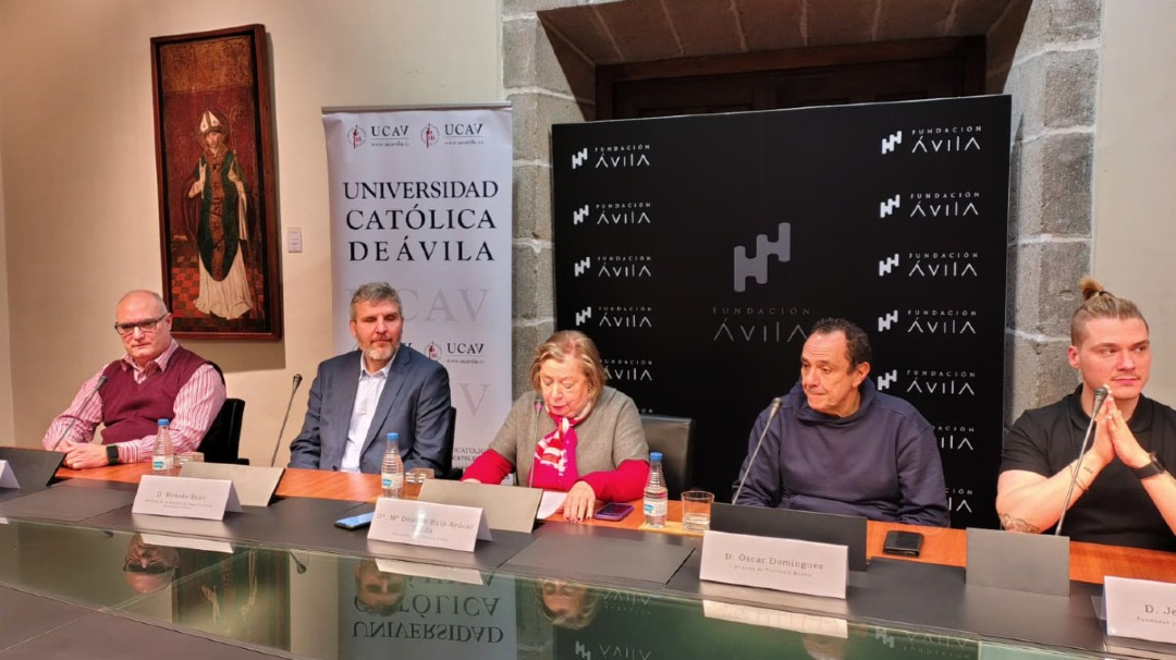 Avilared tweet media