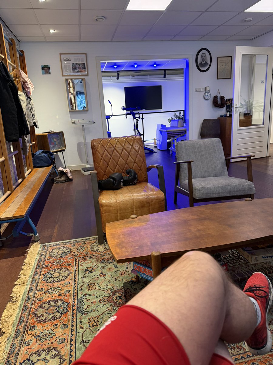 joskeijsper's tweet image. En ook nu na een pittig weekend in Rome, staat er weer een uur knallen op het program!! #personaltraining #trosfit #Alkmaar #blijvenbewegen #parkinson