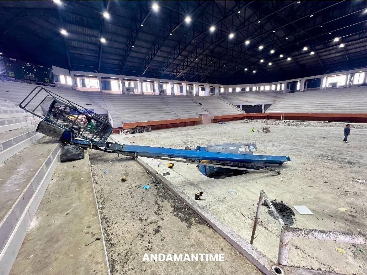 (9 ก.พ.69) เมื่อเวลาประมาณ 10.30 น. รับแจ้งเหตุพื้นปูนและแผ่นพื้นคอนกรีตสำเร็จรูปภายในอาคารโรงยิมเนเซียมเทศบาลนครตรัง (ทุ่งแจ้ง) พังถล่ม ส่งผลให้รถกระเช้าบูมลิฟท์ที่กำลังปฏิบัติงานอยู่ด้านบนร่วงตกลงมาพร้อมกัน มีผู้เสียชีวิต 2 คน
.