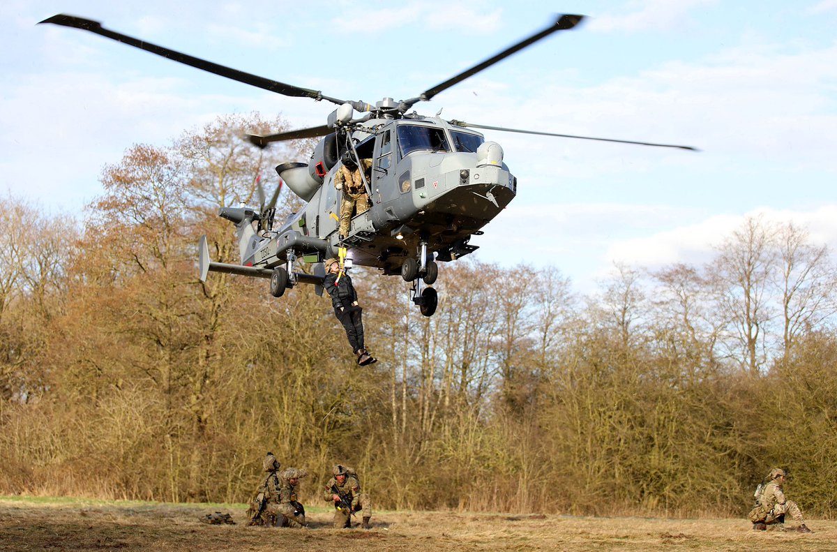 42 Commando Royal Marines tweet media