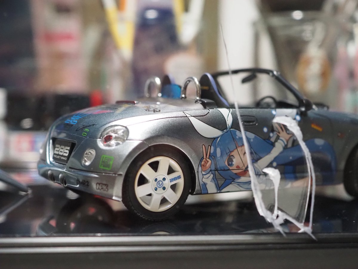 ﾉ)ﾟД｡(ヽ)Oh❗️NO‼️ ぎゃ〜〜〜😱😱😱 お掃除してる時に足を滑らせ