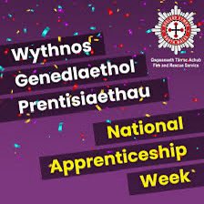 RealShanCothi's tweet photo. Bore da bawb! Edrych mlan at wythnos arall o Bore Cothi @BBCRadioCymru Diolch i Teleri Evans am sgwrs wych ynglyn a chodi ymwybyddiaeth Wythnos Gen Prentisiaethau Cymru a byddwn ni’n llongyfarch Heledd, un o Ferched y Mor yn ogystal a sgwrs da Bethan Picton Davies @YWAWR #pinc😜 https://t.co/oIBkNjJVnp
