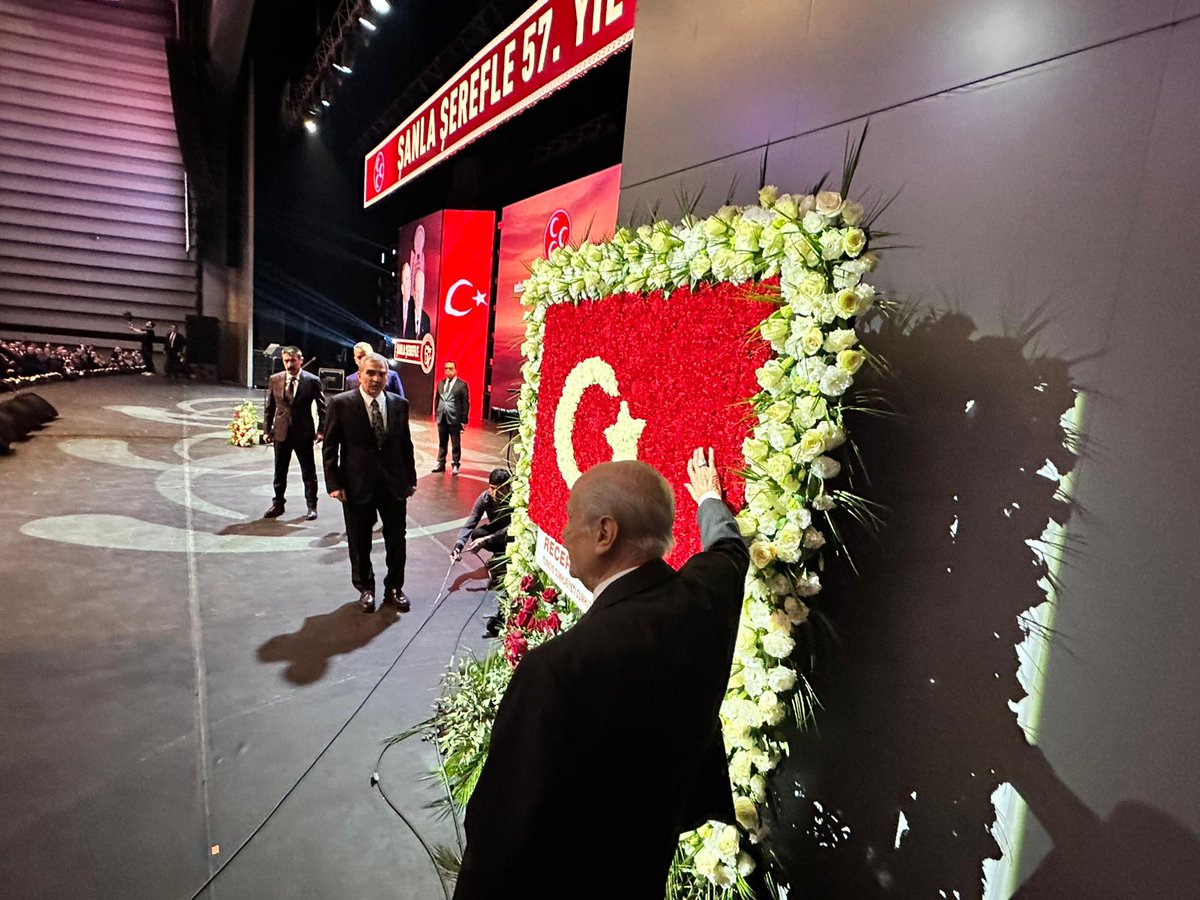 MHP_Bilgi's tweet photo. Genel Başkanımız Sayın Devlet BAHÇELİ, "ŞANLA ŞEREFLE 57. YIL" programında konuşuyor. https://t.co/POdtugdvya