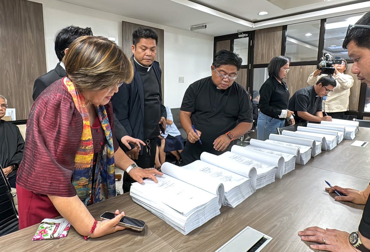 Leila de Lima tweet media