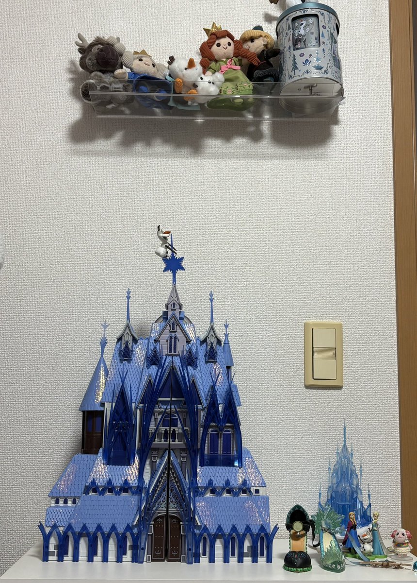 家にアレンデール城と氷のお城があるという喜び！！