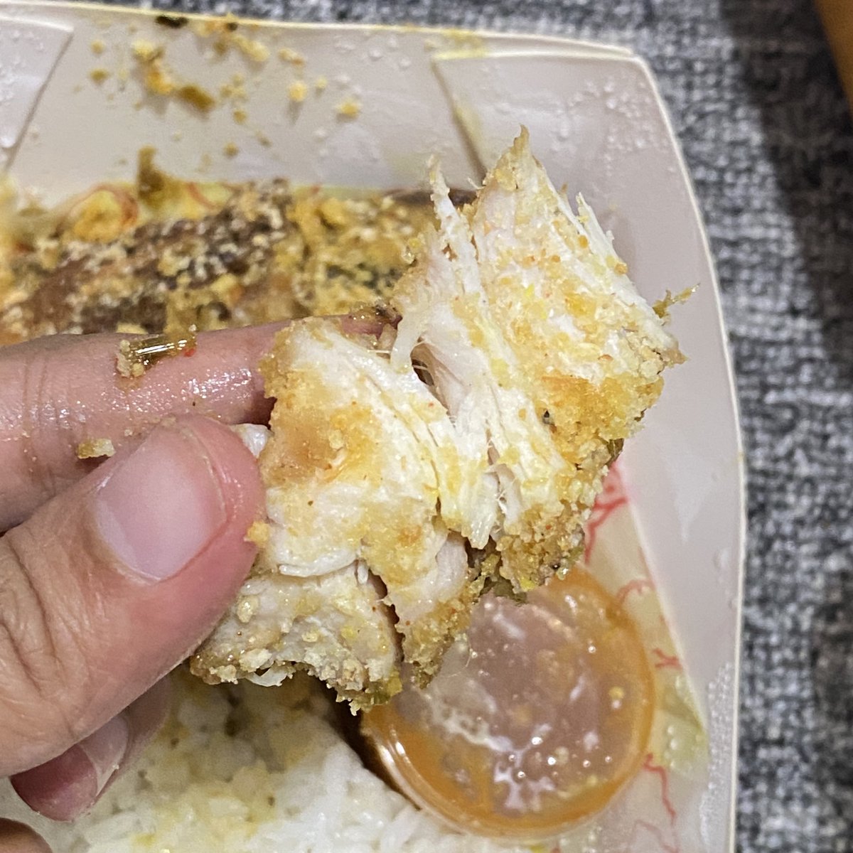 pertama kali cobain ayam soto jenniper ternyata ENAK JUGA IH! apalagi aroma + rasanya balance SUKAK