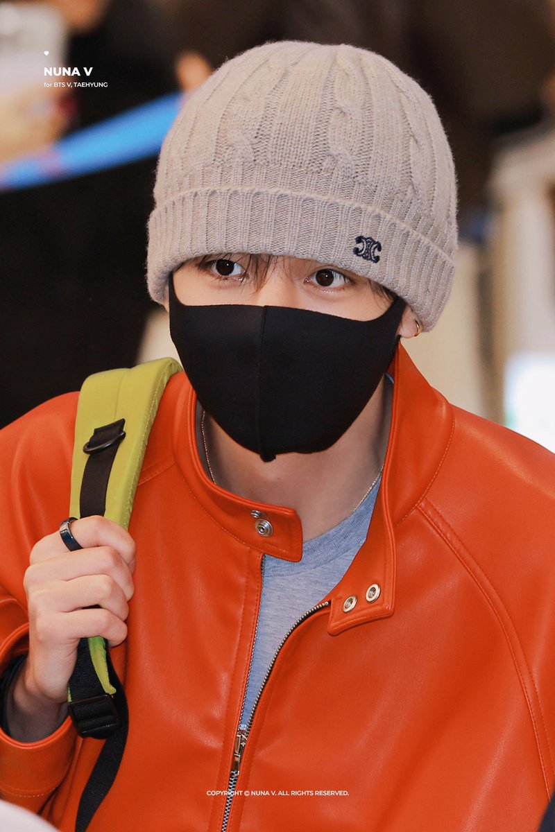 눈만 봐도 다 알 수 있다믄서
응..착해
응..잘생겼어
응..사랑해 ㅋㅋㅋ

#김태형