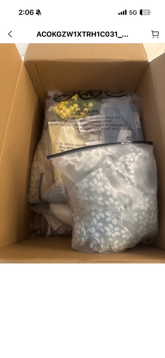 SA0MD's tweet photo. @SHEIN_Official I received completely different items from what I ordered.
None of the items match my original order.

This order was expensive, and I have provided clear photos as proof and no one from the customer care take an action or provide me with a solution https://t.co/9cJoBXKokG