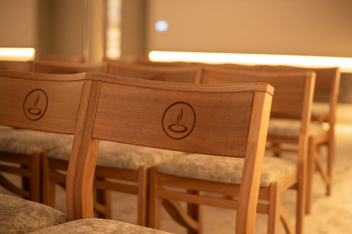 ICS_Furniture's tweet photo. We had the pleasure of completing a seating project for Fanagans Funeral Directors at their newly refurbished Fairview Funeral Home. Customised Christ Church Chairs in Oak with their logo &amp; chosen fabric. 
Image credit: Mark Forsyth, Property Pix
#CustomSeating #FuneralHomeDesign https://t.co/vB8wQBpTtv