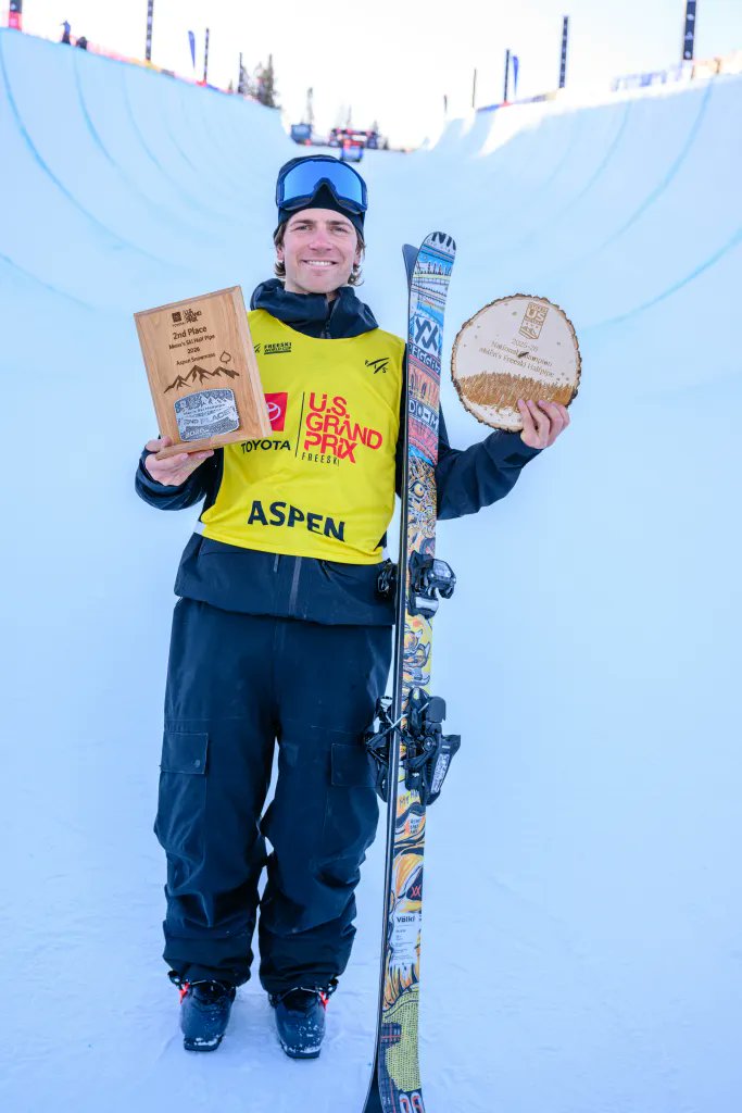 Trump called Hunter Hess a loser for his statement during a press round ahead of the Winter Olympics: “Just because I’m wearing the flag doesn’t mean I represent everything that’s going on in the U.S.”

Please Like &amp; repost if you consider him a champion.#MilanoCortinaOlympic2026