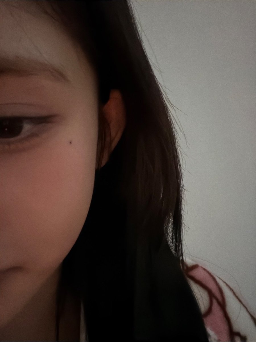 Seperti lagi Jessi Sunbaenim 'zoom in zoom out' >__<