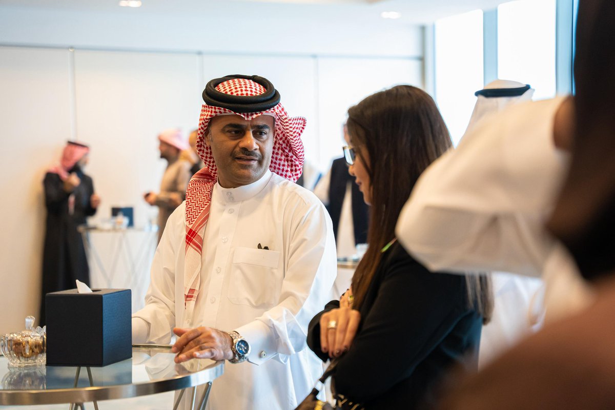 🇧🇭 معهد الإدارة العامة tweet media