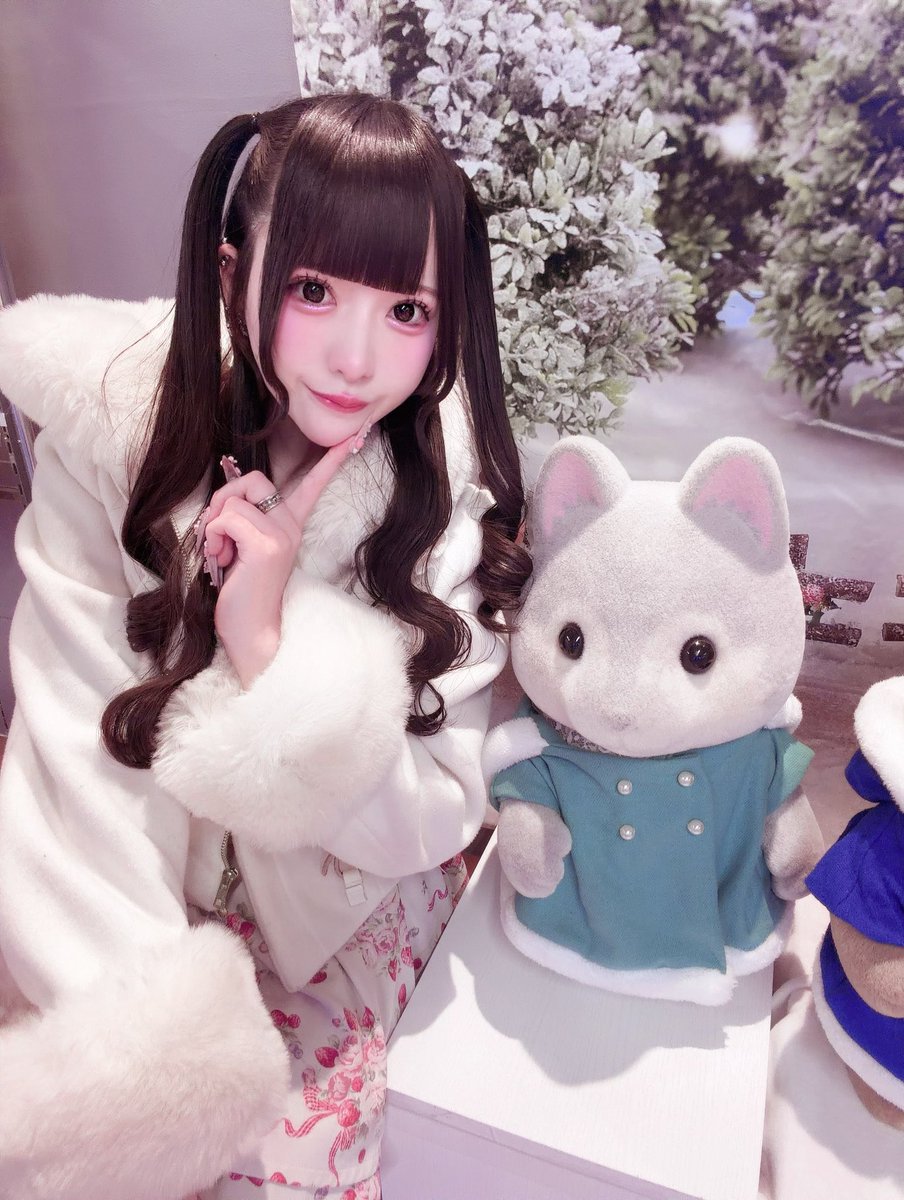 u_uq37's tweet photo. ツーショット♥ https://t.co/tAjUf8xToN