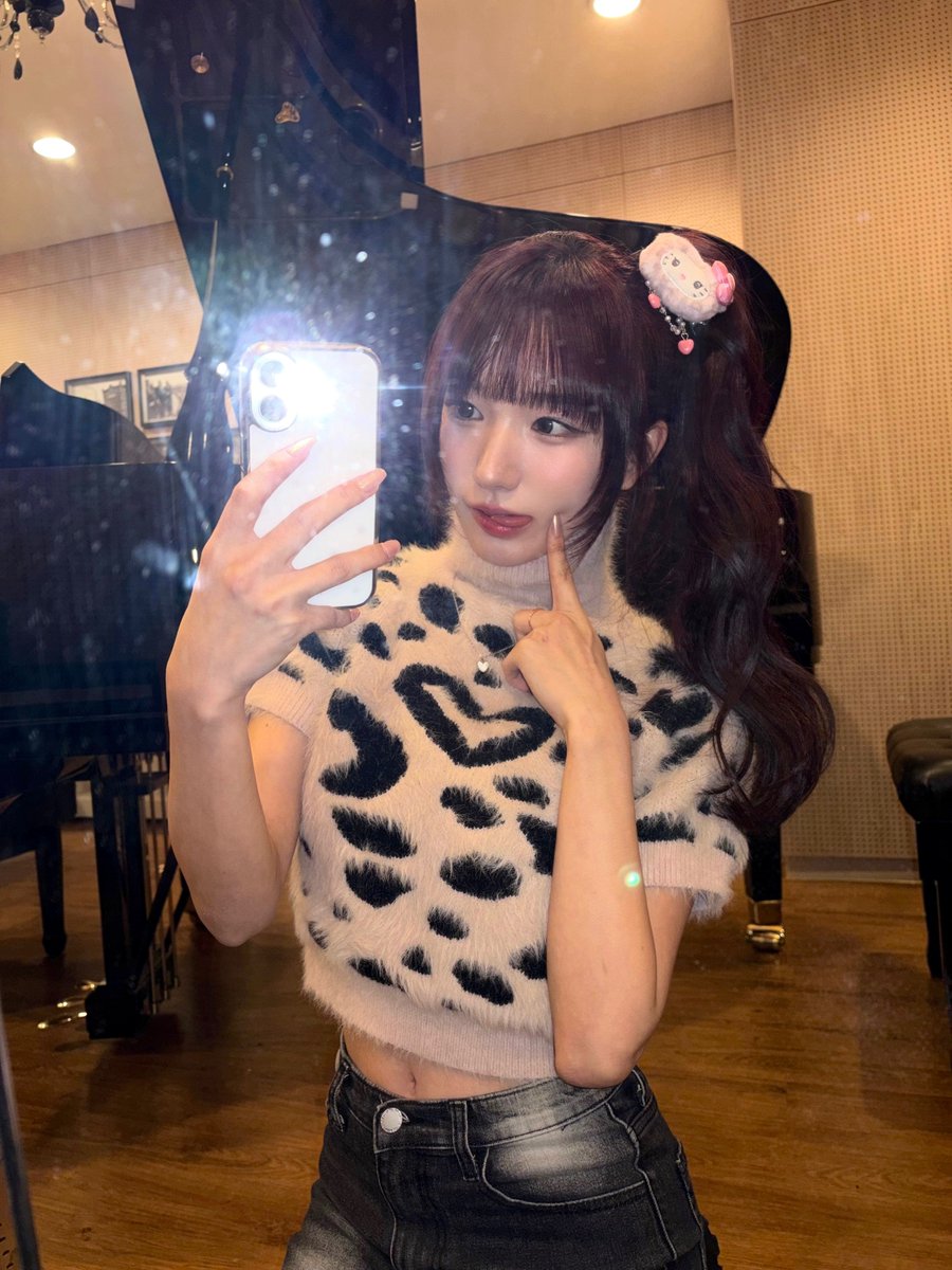 geeniusofficial's tweet photo. #여길보시온

호피키티시온🎀🖤

#지니어스 #Geenius
#시온 #Sion #シオン https://t.co/1CBwnmZfs9