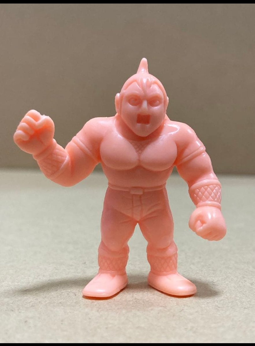 闘将!！拉麺男消しゴム、まんだらけで1000～5000円くらいで売ってたけど絶妙に購入を迷う価格設定。画像は過去のネットフリマより。犬操、チューチャイ、蛾蛇虫。