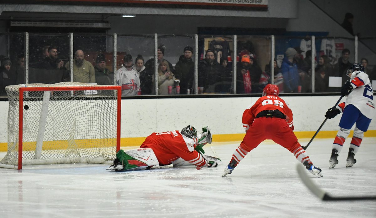 Leedsknights's tweet photo. ICYMI... Finn Bradon scored his first senior GB goal at the weekend! 🤩 

What an achievement for our #33 - we can't wait to welcome him back to The Castle on Friday 🆚 Swindon Wildcats 🎟️ https://t.co/ZfF5gtYIVP

📸 Mark Brown https://t.co/ontHWwH3LJ