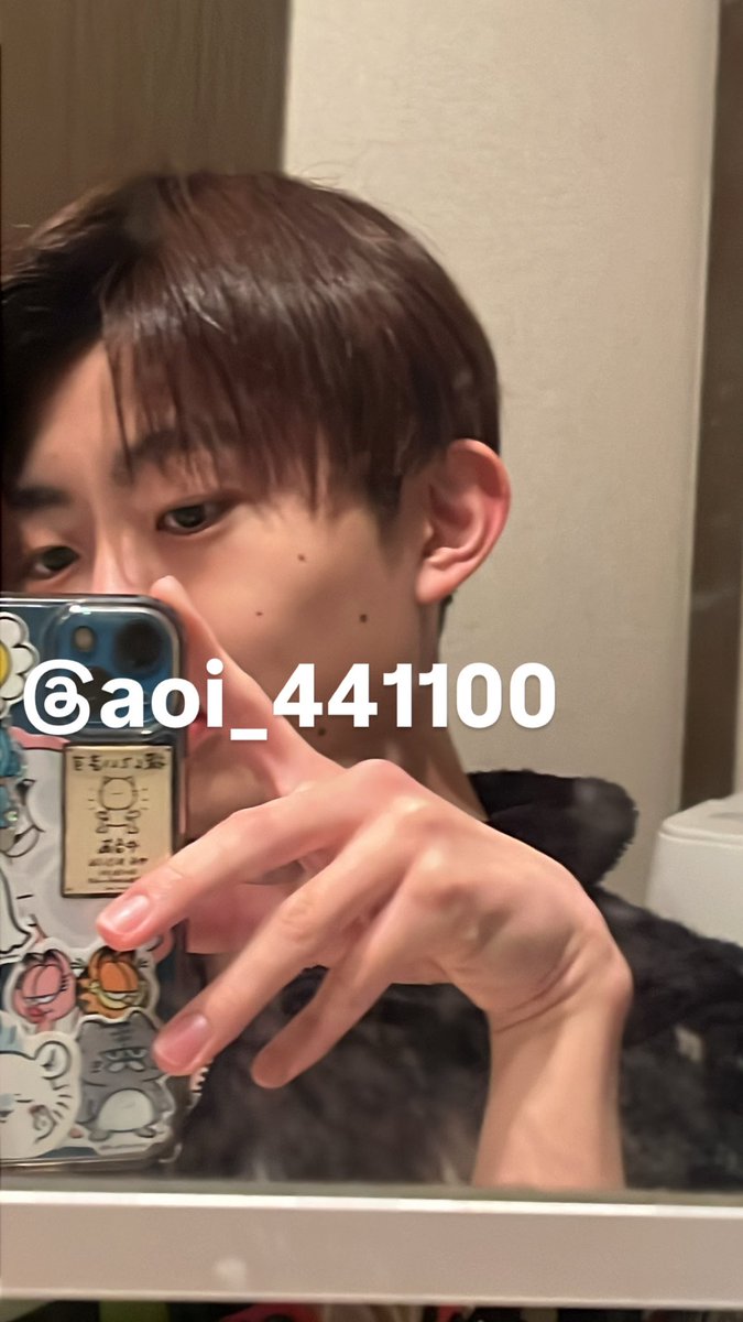 髪切ったし髪上げてみた^^