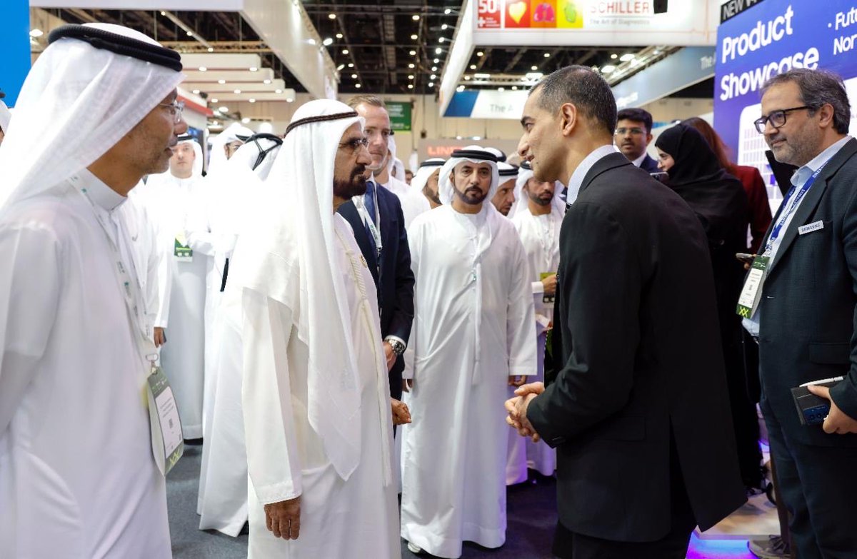 HHShkMohd's tweet image. أثناء افتتاح معرض الصحة العالمي اليوم .. تشارك به 4800 مؤسسة صحية من 180 دولة .. ويزوره 235 ألف متخصص ويعد ضمن الأكبر عالمياً .. وتنطلق على هامشه مؤتمرات طبية تخصصية ويقدم حلولاً جديدة في مجال العناية المركزة، والتصوير الطبي والصحة الرقمية والتكنولوجيا الحيوية وإدارة الجودة