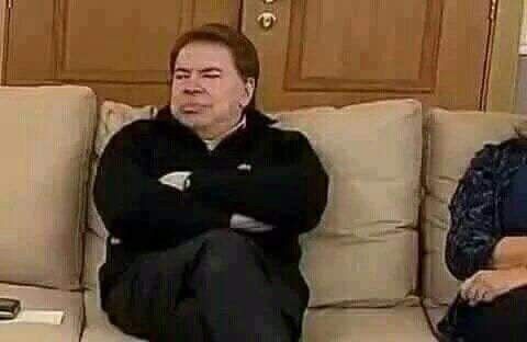 Tipo assim, a pior parte de ter contato com a família da pessoa que vc tá tentando superar e ela ter contato com a sua família é o fato de saber 87% dos passos dele e ter o irmão mais novo falando que te quer como cunhada e que o sobrinho dele vai ser seu filho 🤡