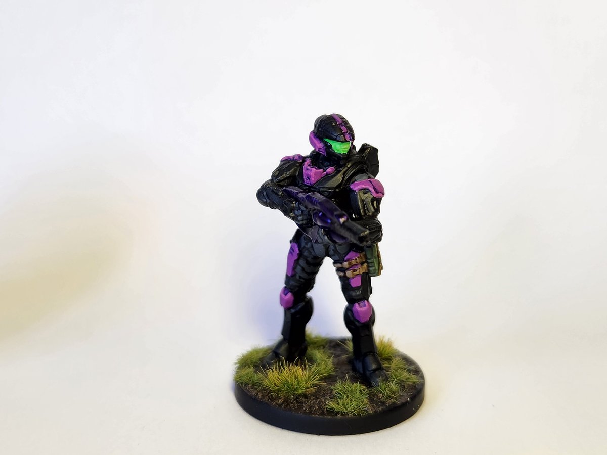 GlizziusKat's tweet photo. Some minis from #haloflashpoint painted, one to represent each of my IRL friends. Quite enjoyed the variety and the ease of painting them

#miniaturepainting #Halo #haloinfinite https://t.co/WW3qcUZ9C1
