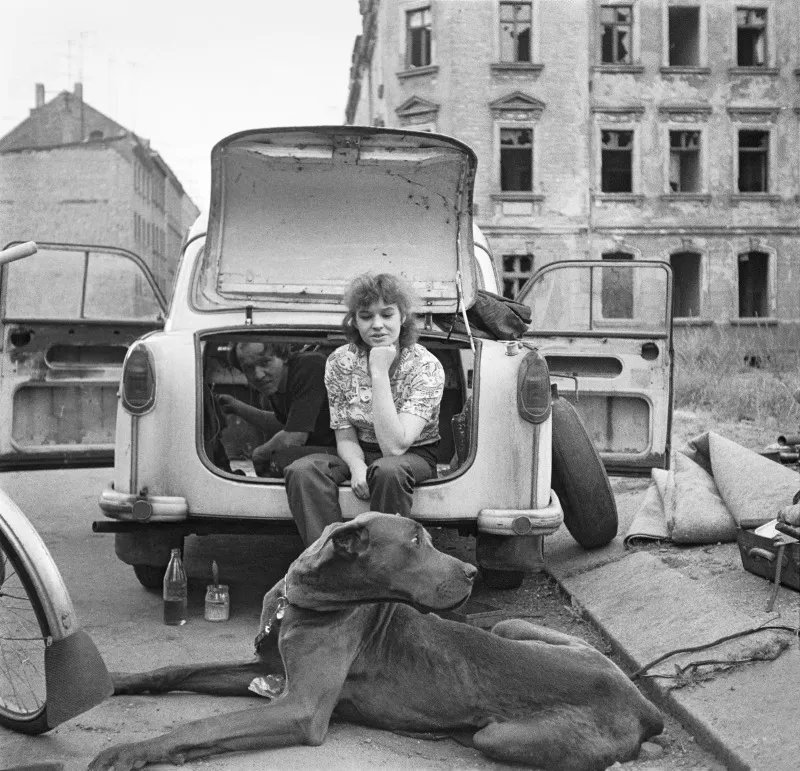 GDRvisuals's tweet photo. Leipzig, 1980s. https://t.co/Cat30JRkWH