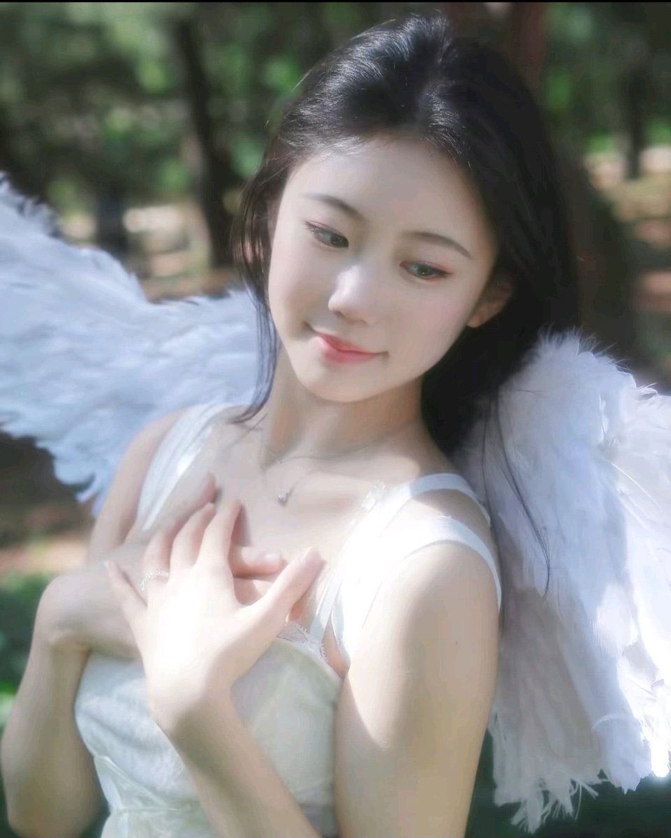 NyttBrasil's tweet photo. ℹ️ | 09.02.26 — RUMOR! Segundo um OP essa seria uma nova membro do nytt:
Nome: Yao Mei Yi (姚美伊)
Data de nascimento: 7 de setembro de 2004
Nacionalidade: Chinês 🇨🇳
- Costumava ser uma trainee na ChoCo Entertainment.
#nytt #notyourtypicaltrainee https://t.co/srNJyABC1d