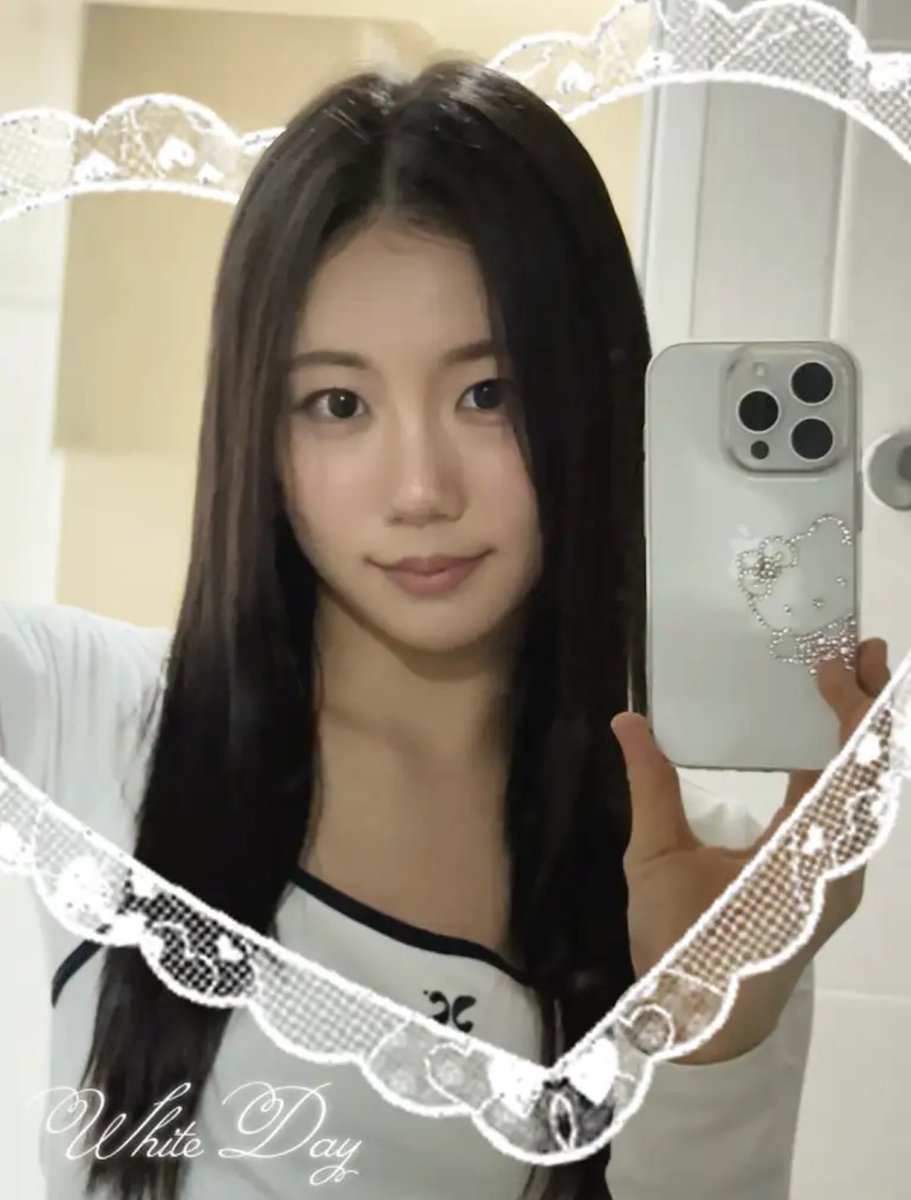 NyttBrasil's tweet photo. ℹ️ | 09.02.26 — RUMOR! Segundo um OP essa seria uma nova membro do nytt:
Nome: Yao Mei Yi (姚美伊)
Data de nascimento: 7 de setembro de 2004
Nacionalidade: Chinês 🇨🇳
- Costumava ser uma trainee na ChoCo Entertainment.
#nytt #notyourtypicaltrainee https://t.co/srNJyABC1d