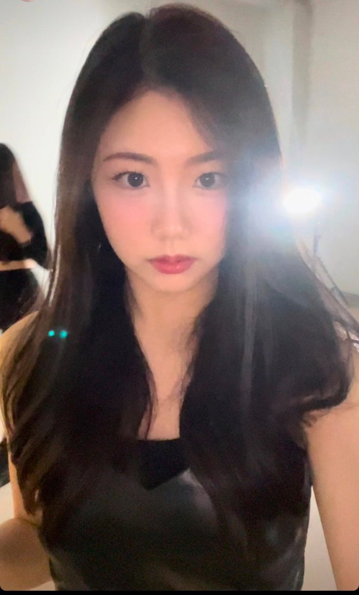 NyttBrasil's tweet photo. ℹ️ | 09.02.26 — RUMOR! Segundo um OP essa seria uma nova membro do nytt:
Nome: Yao Mei Yi (姚美伊)
Data de nascimento: 7 de setembro de 2004
Nacionalidade: Chinês 🇨🇳
- Costumava ser uma trainee na ChoCo Entertainment.
#nytt #notyourtypicaltrainee https://t.co/srNJyABC1d