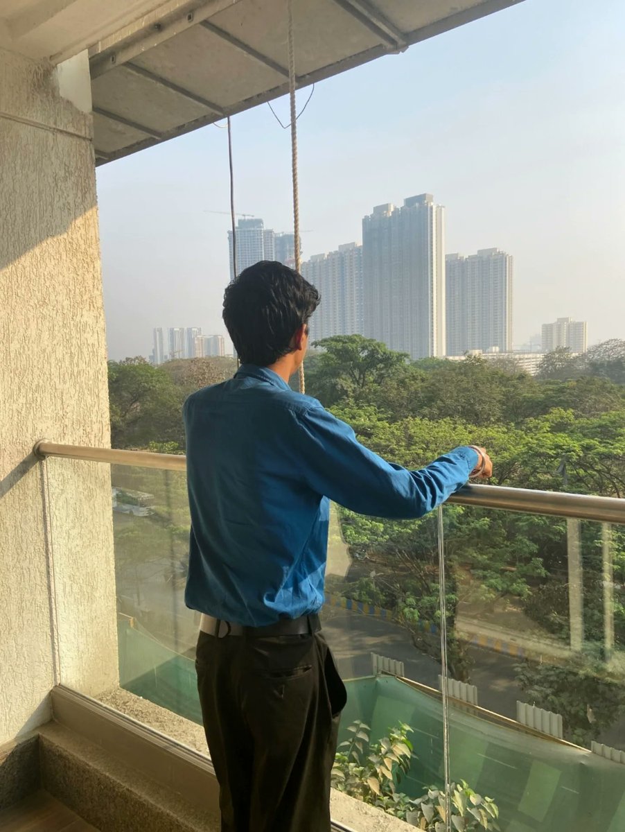 Mihir_Wagh_29's tweet image. Stress less and enjoy the best... 😌😉🕺

Happy Chocolate Day 🍫🍦🍩

#chocolateday #work #formals #ootd #mihir❤️