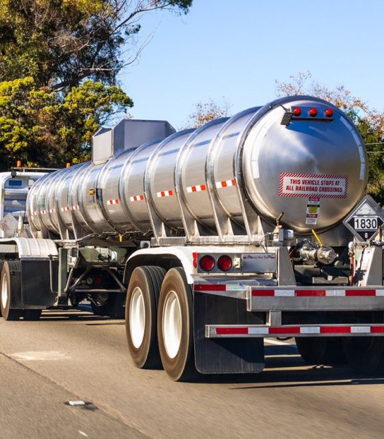 RealAlexJones's tweet image. Jeffrey Epstein purchased a literal truckload of sulfuric acid. Barrels of sulfuric acid are the perfect tool to dissolve human bodies, leaving no trace.