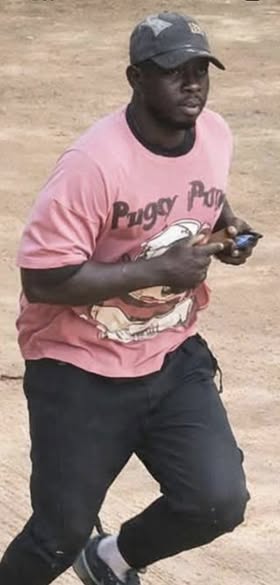 Partagez svp !!! Gni gnoy agresseurs yi dieul bagages touriste yi 
Gni warounio fanane séni keur tay 👇 bou sobé yala Sénégal dina bakh kou déf nanioula wér. <a href="/PoliceNationSN/">Police Nationale du Sénégal</a>