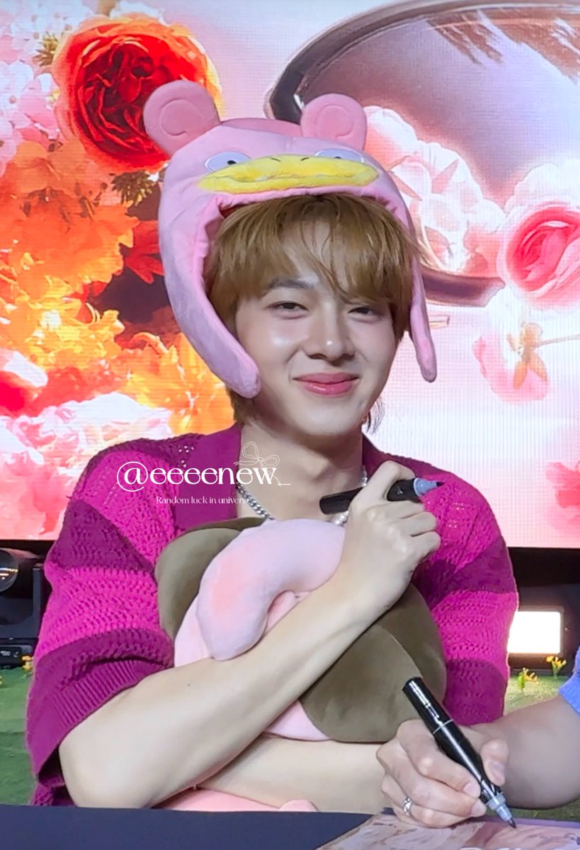 eeeenew_'s tweet image. #Pokemon30 
#NuNew