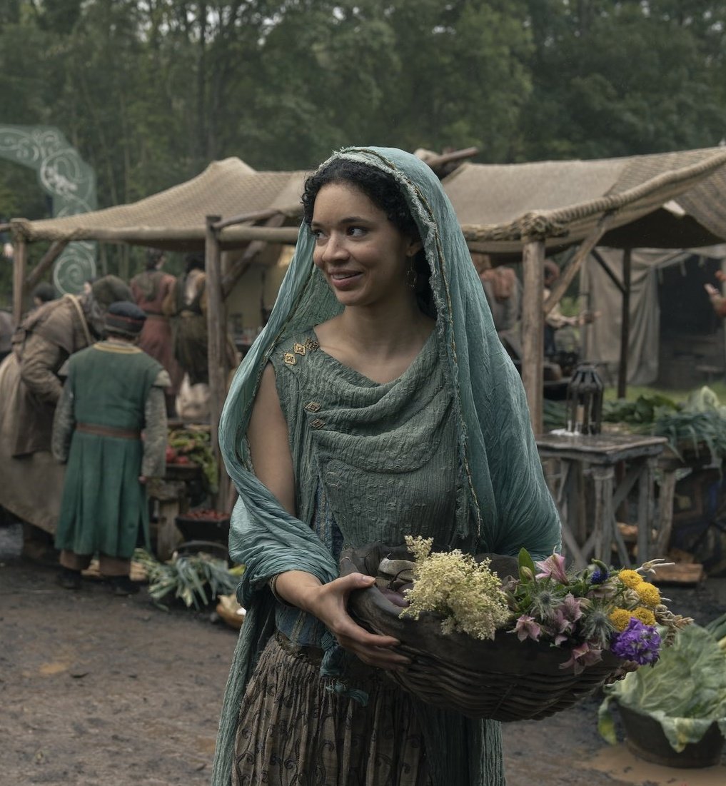 westerosies's tweet image. The Art                                   The Artist