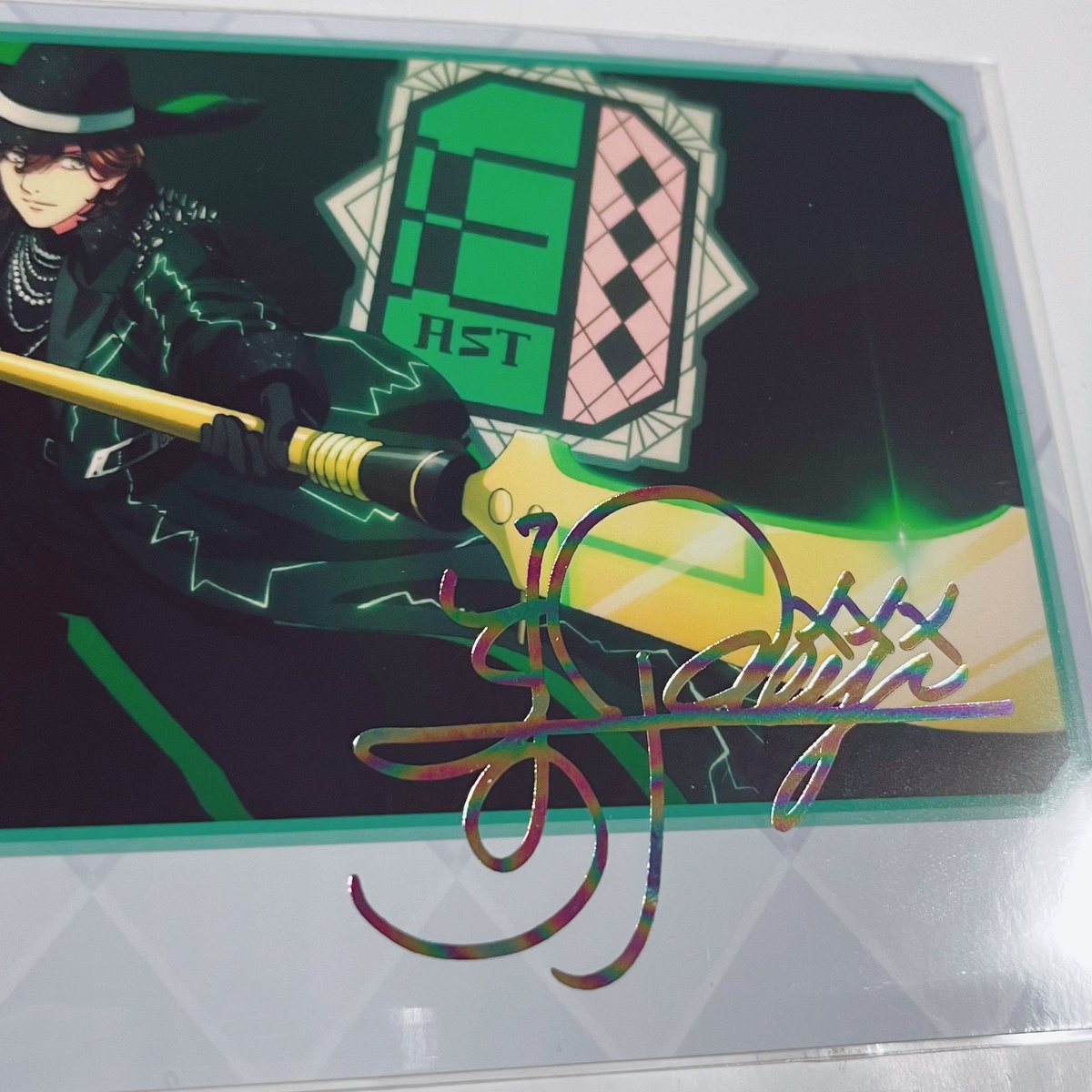 こちらも交換して頂いてお迎えできました！嶺二さんの箔押しサイン入り