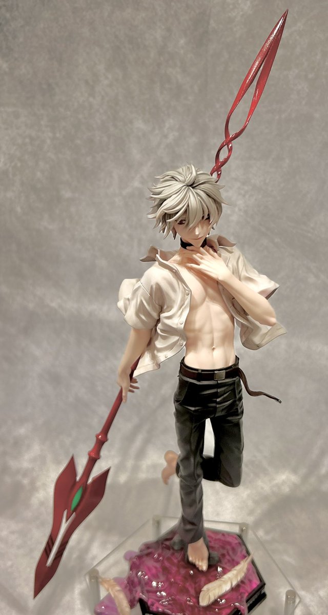 カヲル君エグいほどカッコよかった… 顔面と腹筋が素晴らしい