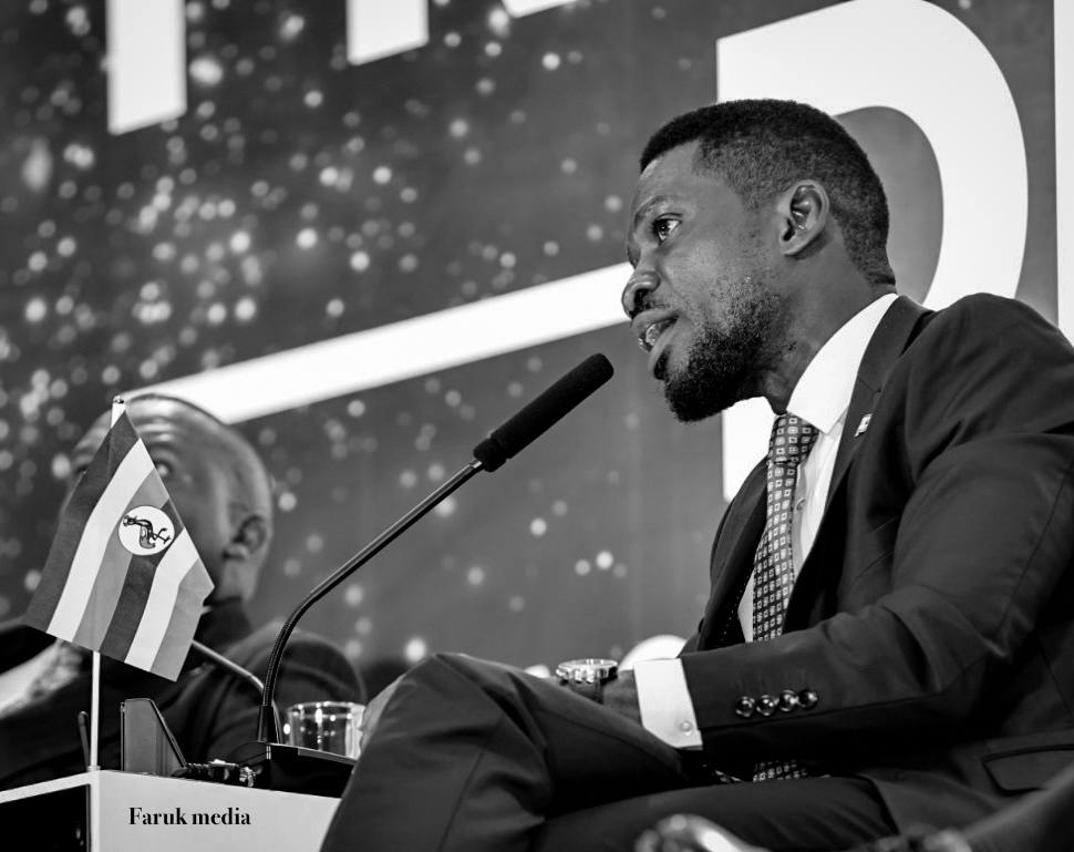 HE Bobi wine once said
In Uganda yr rich in your house but yr poor like everyone else outside

You went to their campaigns to sing and get money which you did and became rich at home. But when you went to the hospital u lost your child because you were poor like all of us

Legend