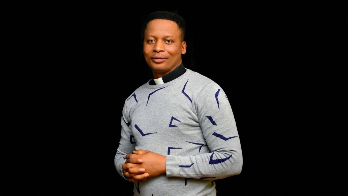 #NIGERIA 🇳🇬

Padre Nathaniel Asuwaye è stato rapito dalla parrocchia della Santissima Trinità nella diocesi cattolica di #Kafanchan.

Tre dei suoi parrocchiani sono stati assassinati dai terroristi.

Preghiamo per loro.

guardian.ng/featured/terro…