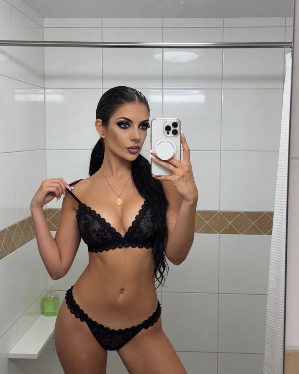 BrandyJean tweet media