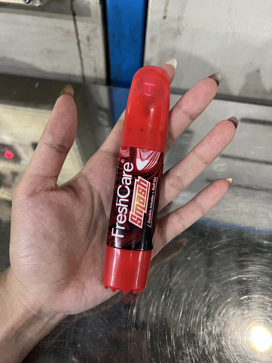 Sistthh's tweet photo. @russellccino Anjirlah masa gue Tifosi🥲 https://t.co/4qAPopfb6S
