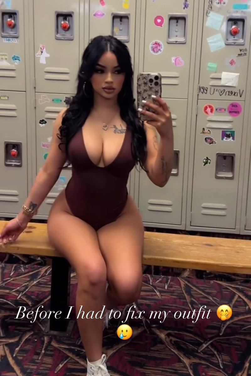 StripClubSelfie's tweet photo. Bucks Cabaret Dallas Texas 

#stripclubselfies #clubselfies #bucksdallas https://t.co/OQyvqTYLfB